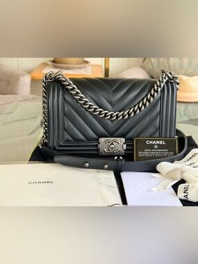 🆕 In Box Chanel Chevron Le Boy Complete Inclusion